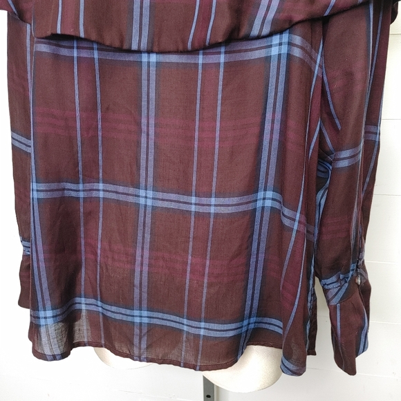 Loft plaid off-shoulder ruffle top size M - Picture 7 of 13